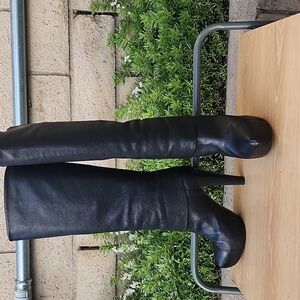 Louis Vuitton Knee High Black Boots High Heels size US size  6.5 / EU 37.5